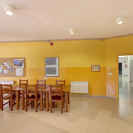 Hostel Montsec-mur *